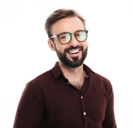 чоловік в окулярах, з бородою